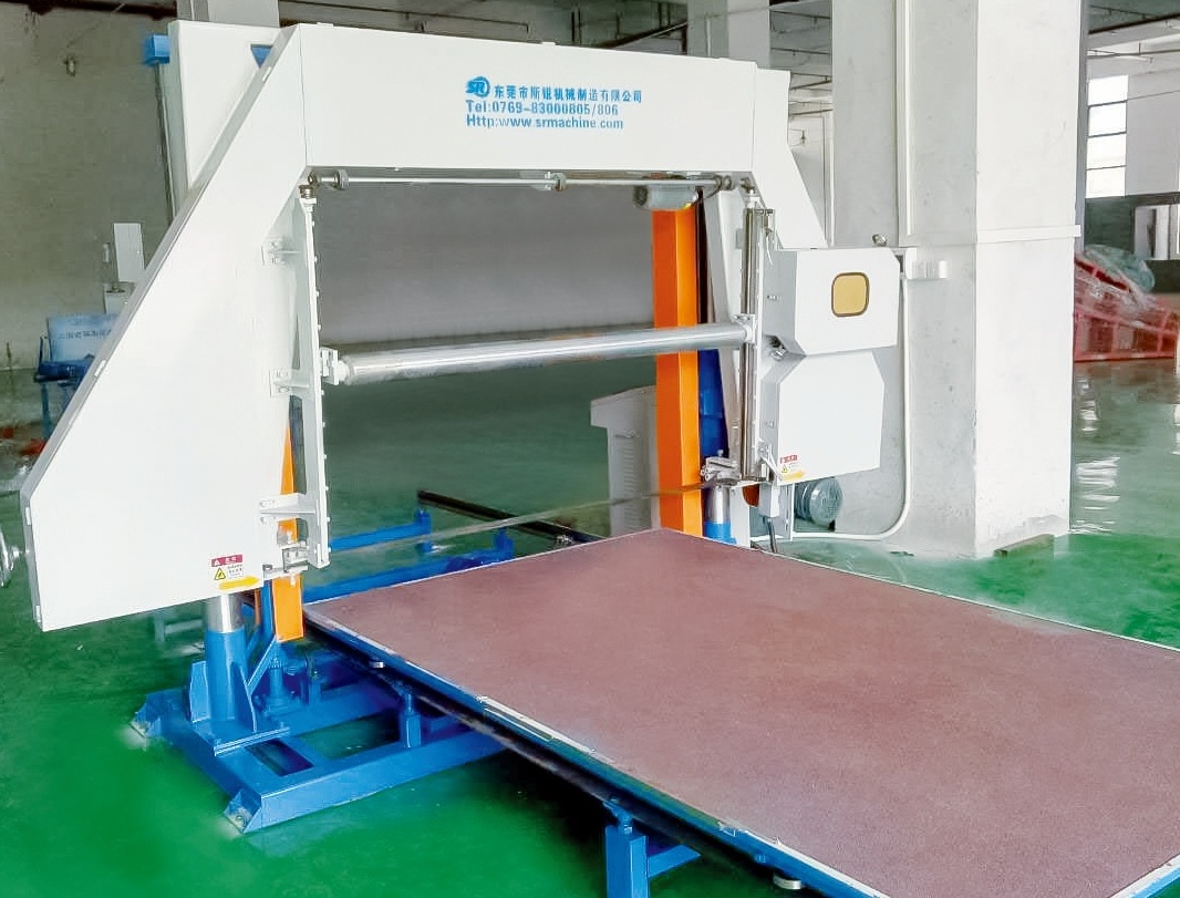 Application of sponge horizontal cutting machine